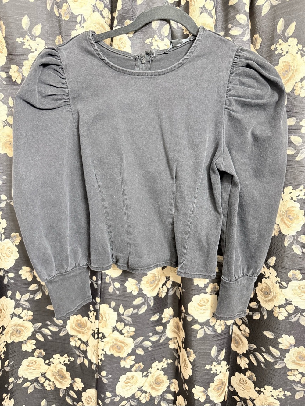 Washed Black Puff-Shoulder Long Sleeve Sweatshirt